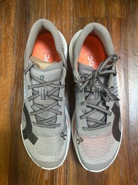 On Running Men's Cloudultra Pro in Neutral Grey with Orange Insole EUC